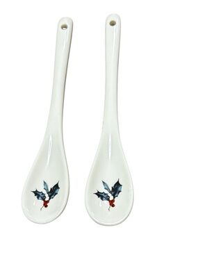 Lenox collectible white ceramic Christmas holly berry tea coffee spoons.